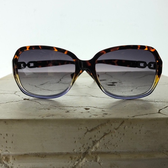 Oleg Cassini Round Tortoise Shell Multicolored Frame Small Arm Gray Tint - Picture 2 of 6